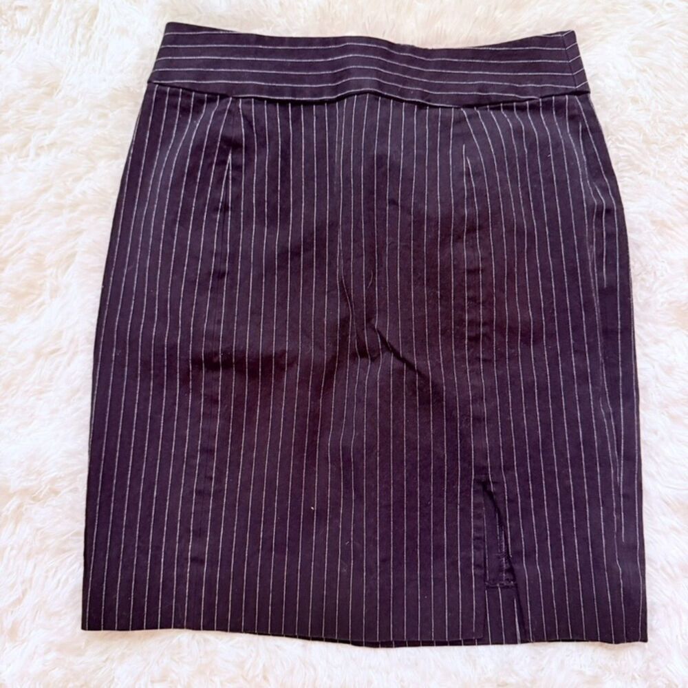 Banana Republic Black Pinstripe Pencil Skirt Workwear Size 0 - Picture 2 of 11